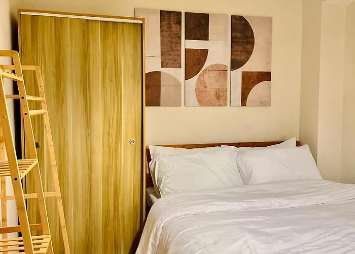 Prisma Residences By Kozy Mood Near Bgc Apartment *
