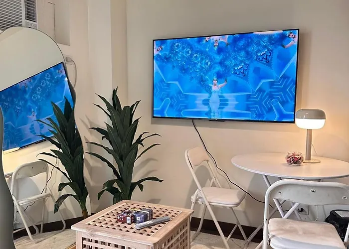 Prisma Residences By Kozy Mood Near Bgc Apartment Manila